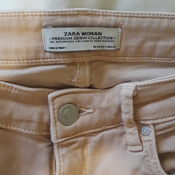 Jeans - Picture 2 of 4